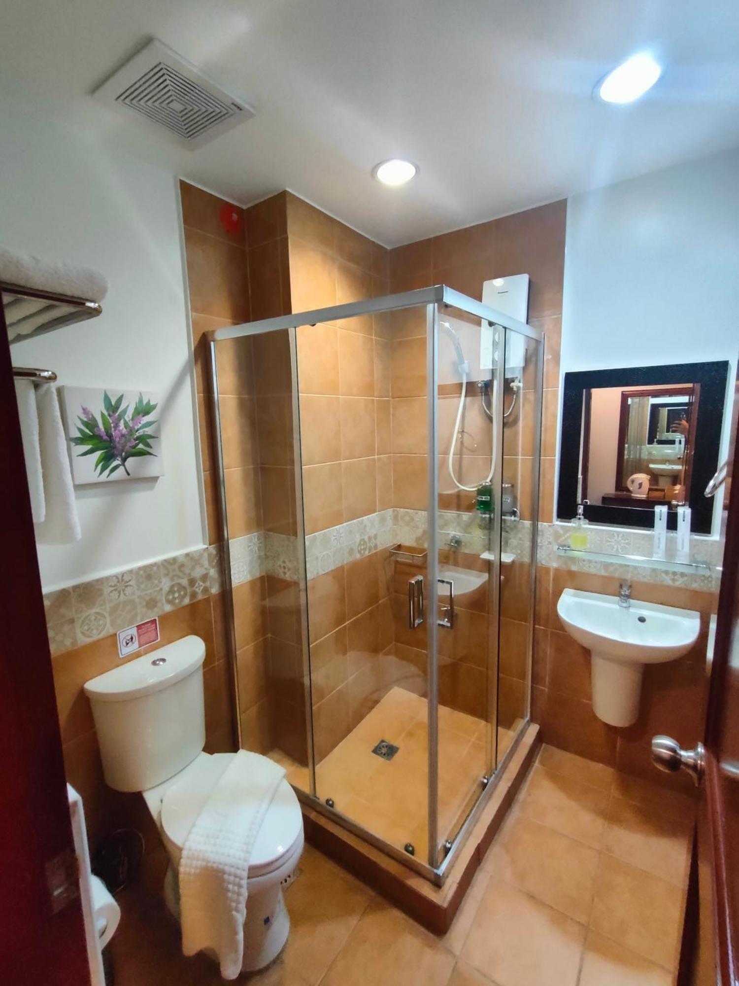 Lavie Hotel Vigan Exterior photo